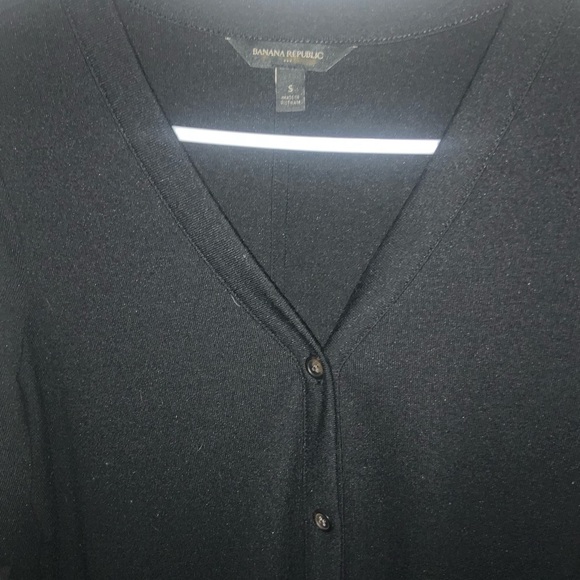 Black below knee fitted Banana Republic Cardigan - Picture 3 of 3